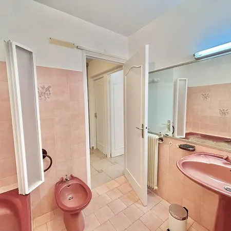 Maison Mitoyenne Vue Aspretto Βίλα *